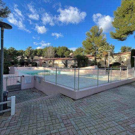 Studio Climatise Piscine Et Proche Plage Sanary-sur-Mer Extérieur photo